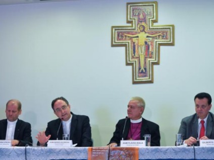 Os presidentes da Igreja Evangélica de Confissão Luterana no Brasil, Nestor Paulo Friedrich, da CNBB, dom Sérgio da Rocha, do Conselho Nacional de Igrejas Cristãs (Conic), dom Flávio Irala, e o ministro das Cidades, Gilberto Kassab, no lançamento da - Elza Fiuza/Agência Brasil Os presidentes da Igreja Evangélica de Confissão Luterana no Brasil, Nestor Paulo Friedrich, da CNBB, dom Sérgio da Rocha, do Conselho Nacional de Igrejas Cristãs (Conic), dom Flávio Irala, e o ministro das Cidades, Gilberto Kassab, no lançamento da - Elza Fiuza/Agência Brasil