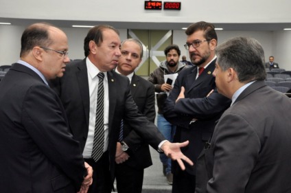Governo pediu pela aprovação do projeto antes do recesso parlamentar para lei começar a valer na forma de pagamento dos contratados do segundo semestre - Luciana Nassar/ALMS