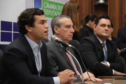 Anúncio foi feito durante entrevista após audiência pública promovida pelo deputado federal Beto Pereira (PSDB) - Wagner Guimarães/ALEMS