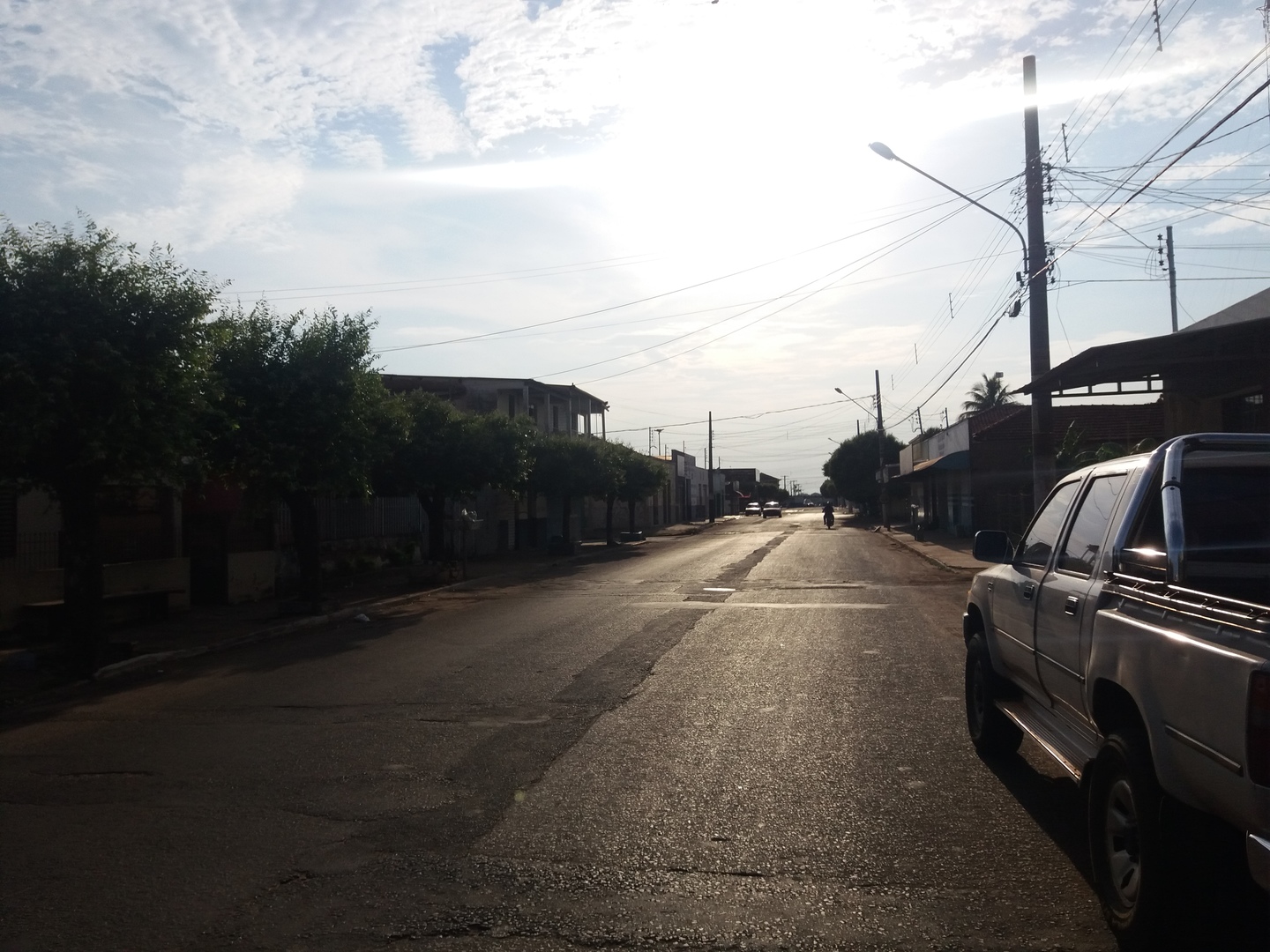 Nas demais áreas, o tempo estará mais nublado e ocorrem pancadas de chuva com trovoadas isoladas - Ales Santos/JPNEWS