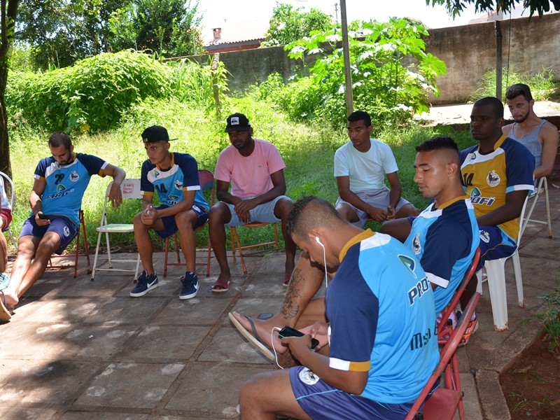 Jogadores não treinaram na manhã desta sexta, em protesto pelo atraso de pagamento - Cláudio Pereira/JP