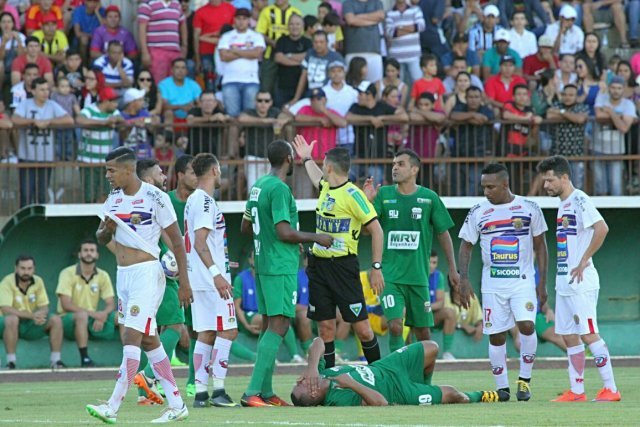 Novo segurou o Sete, atual campeão, no Douradão - Divulgação/FFMS/Franz Mendes