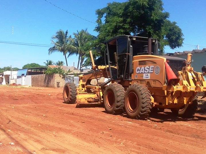 Ruas de terra recebem patrolamento - Ana Cristina Santos/JPNews