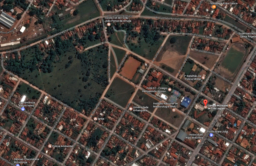 Casas e sede própria da prefeitura serão construídas em áreas no  bairro Santa Terezinha - Imagem de satélite