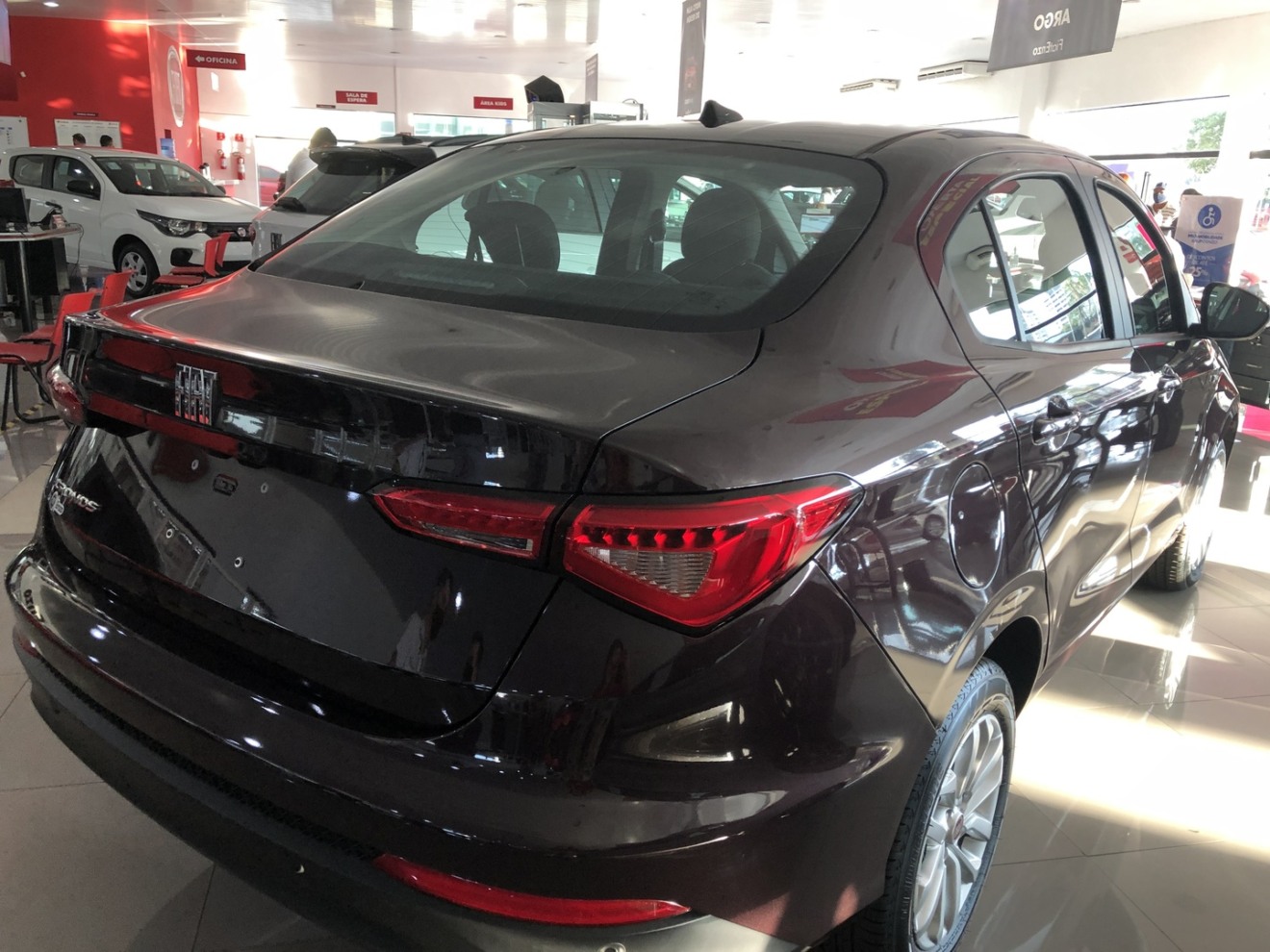 Espaço é a palavra-chave para o Fiat Cronos 2020