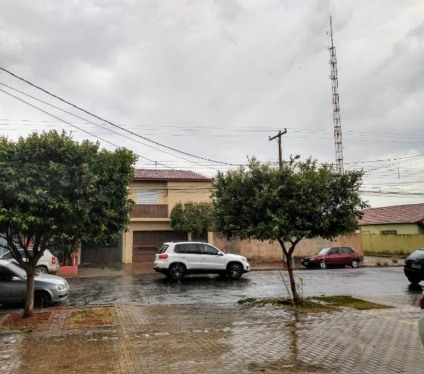 Temperatura mínima é 18ºC nesta sexta-feira (30) e máxima de 36°C - Danielle Leduc/JPNews