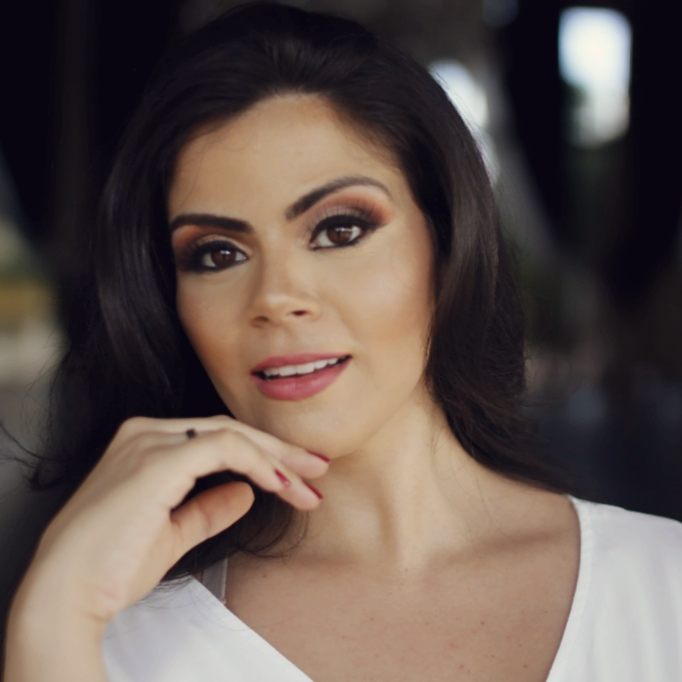 Daniela Freitas Castro Miziara, paranaibense, 28 anos, representa Mato Grosso do Sul no concurso Miss Brasil Plus Size 2018 - Reprodução/Rede Social