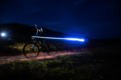 Os atletas irão pedalar por 24horas, os atletas de alta-performance podem alcançar os 900km. - Divulgação/ Wladimir Togumi