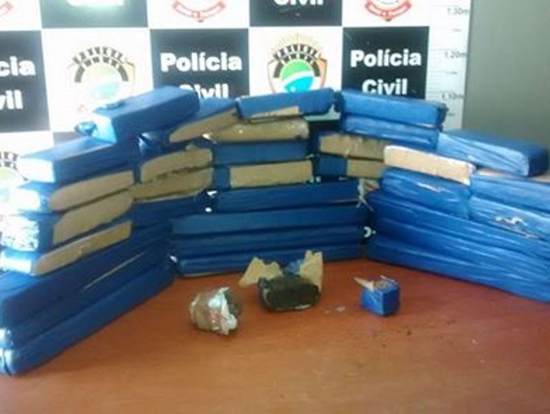 Policial receberia R$ 5 mil para entregar a droga em Aparecida do Taboado - Divulgação/Polícia Civil