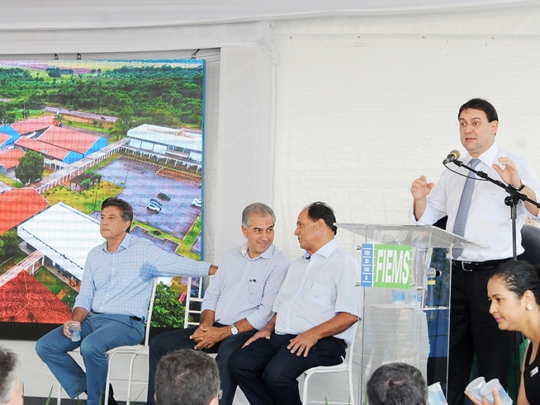 A declaração foi feita pelo presidente da Fiems, Sérgio Longen, durante solenidade, em Dourados - Divulgação/Fiems