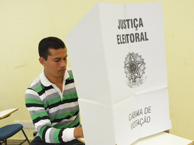 População participou da votação durante o dia todo -
