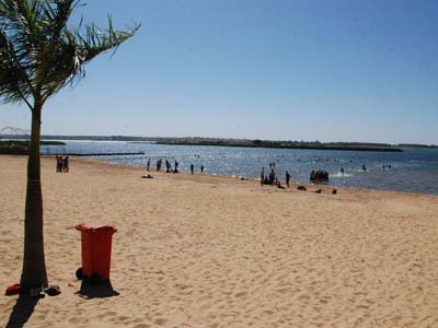 O espaço destinado ao turismo e ao esporte possui uma área urbanizada de 51 mil m² e 1.713,40 m² de área construída -
