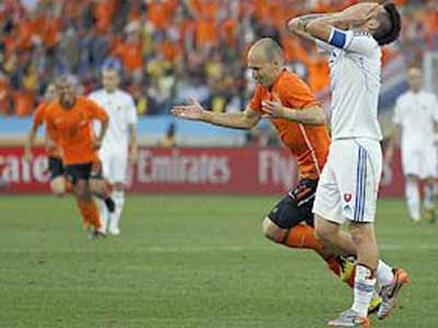 Holanda segue para as quartas de final e pode pegar o Brasil -