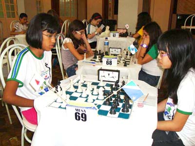 Flávia Hasegava (dir.) terminou na sexta colocação no Brasileiro - Flávia Hasegava (dir.) terminou na sexta colocação no Brasileiro -