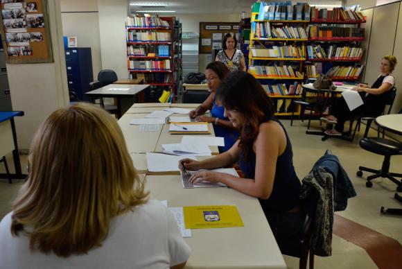 Professoras aprendem o braille para promover a inclusão de crianças com deficiência na rede pública de ensino - Thomaz Silva/Agência Brasil Professoras aprendem o braille para promover a inclusão de crianças com deficiência na rede pública de ensino - Thomaz Silva/Agência Brasil
