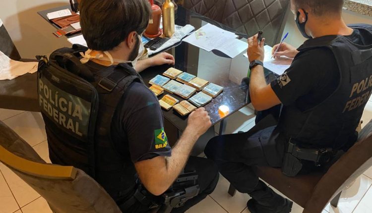 Agora Polícia Federal vai analisar celulares e documentos - Divulgação PF