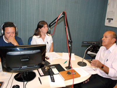 Cristovam Lages Canela em entrevista nos estúdios da Rádio Cultura FM -