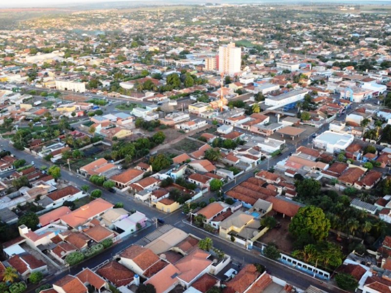 Agentes poderão entrar em imóveis desabitados e fechados, com acesso permitido ou não - Divulgação