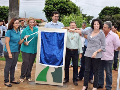Descerramento da placa inaugural de asfalto e drenagem -
