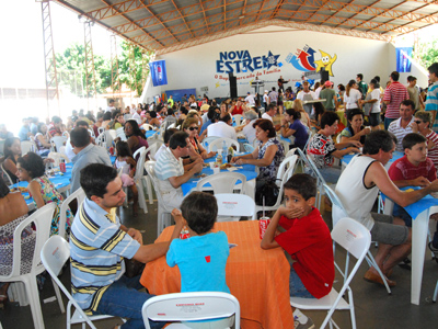 Convidados consumiram quase 20 porcos assados no rolete -
