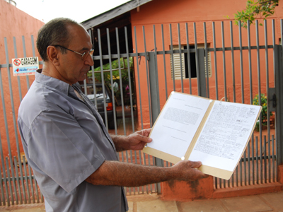 Desde junho de 2006 os moradores enviaram um abaixo assinado, mas até agora nada foi resolvido -