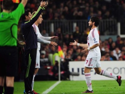Pato deixa o campo contra o Barcelona: fora dos gramados até o final da temporada -