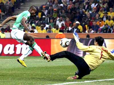 Os três gols da Costa do Marfim não foram suficientes para passar -