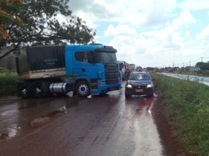 Nesta semana, rodovias federais foram bloqueadas por manifestantes - Arquivo/PRF