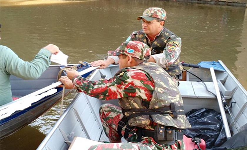 PMA alerta para que as pessoas que praticarão a pesca, que cumpram as leis - Divulgação/PMA