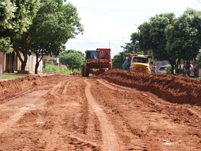 A obra beneficia os moradores da Rua Joaquim Murtinho, na quadra compreendida entre as ruas Alaor Pimenta de Queiroz e Manoel Custódio de Queiroz -