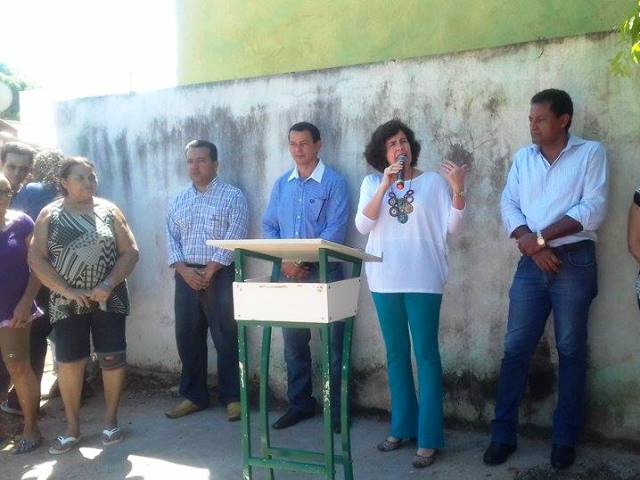 Prefeita entregou obras de asfalto na manhã desta quinta-feira  - Ana Cristina Santos/JP