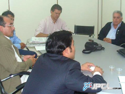 Encontro reuniu técnicos do Ibama/MS e do Instituto Florestal Nacional do Paraguai - Encontro reuniu técnicos do Ibama/MS e do Instituto Florestal Nacional do Paraguai -