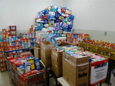 O material arrecadado surpreendeu pelo volume de doações recolhidas pelos alunos -