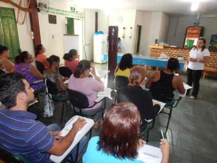 Durante a qualificação, os 15 participantes aprendem sobre as técnicas de preparo de sabão de barra, sabão líquido, em gel, em pó, desinfetante, detergente, amaciante caseiro, entre outros - Divulgação