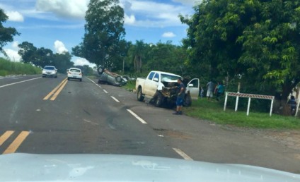 Batida aconteceu em frente ao posto Redondo