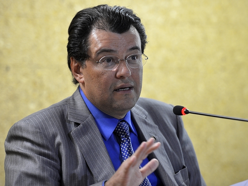 Ministro de Minas e Energia, Eduardo Braga - Wilson Dias/Arquivo/Agência Brasil Ministro de Minas e Energia, Eduardo Braga - Wilson Dias/Arquivo/Agência Brasil