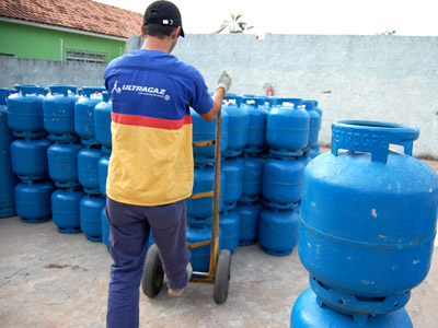 Preço do botijão de gás de cozinha é igual em todos os pontos de revenda -