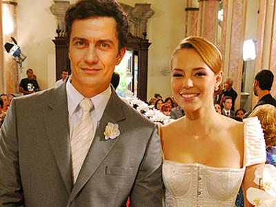 Léo vai aplicar um golpe em Marina, na novela Insensato Coração -
