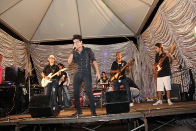 Animação com  shows na praça seguem durante esse fim de semana em Aparecida o Taboado -