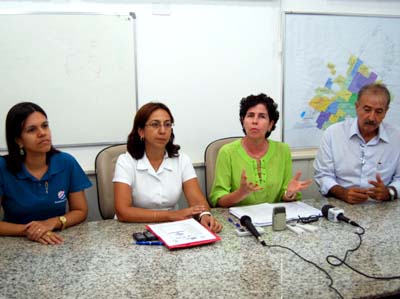 Prefeita e secretários anunciam a novidade -