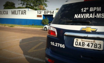 Polícia flagrou homem em frente à casa da vítima - Divulgação/12º BPM