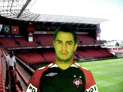 Lohan com a camiseta do Atlético-PR - Lohan com a camiseta do Atlético-PR -