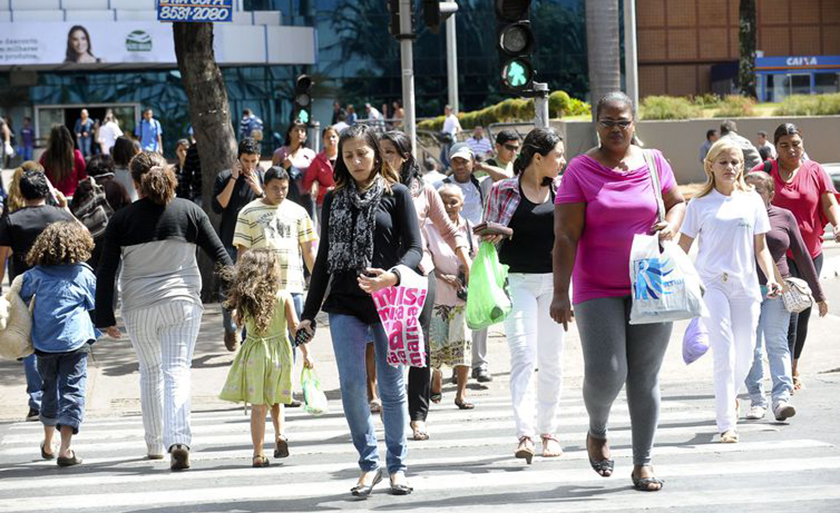 Índice de Confiança do Consumidor subiu 7,1 pontos de outubro para novembro e atingiu 93,2 pontos, o maior nível desde julho de 2014 (93,8) - Arquivo/Wilson Dias/Agência Brasil