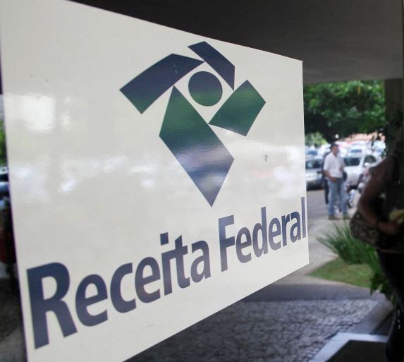 Crédito bancário será feito no dia 31 de agosto - Divulgação/Agência Brasil