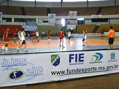 Os jogos de handebol começaram hoje - Os jogos de handebol começaram hoje -