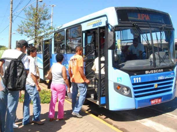 No mês passado, empresa transportou cerca de 20 mil passageiros  - Arquivo/JP