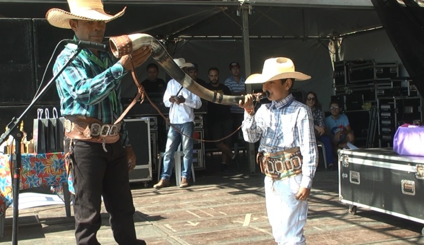 Pequeno Kayllan Gomes, de 8 anos, venceu o concurso mirim durante a Festa do Folclore, em Três Lagoas - Kell Martins/JPNEWS