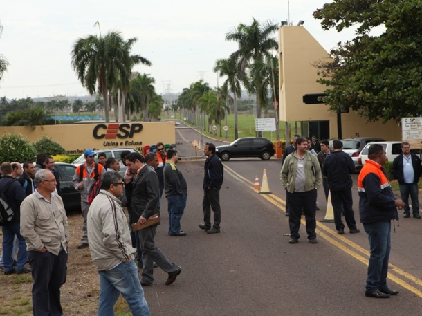 No ano passado, funcionários da Cesp protestaram contra possíveis demissões - Arquivo/JP