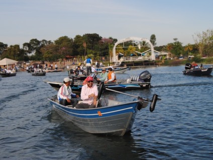 Competidores na 6ª Edição do Torneio de Pesca Esportiva de Três Lagoas - Arquivo JP