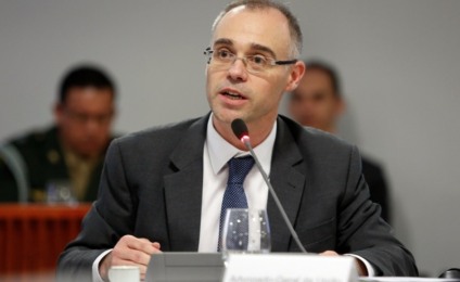 Ministro da Justiça dará explicações ao Congresso sobre dossiê - Foto: Agência Brasil
